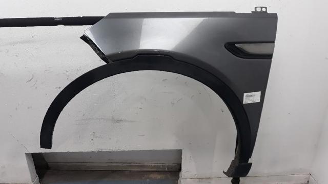 LAND ROVER LR061384 Aleta delantera izquierda  en stock Terrassa