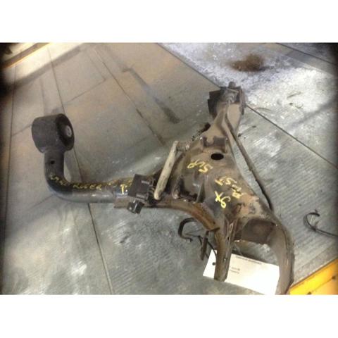 LR063718 Brazo superior izquierdo de la suspensión trasera  en stock Sabadell