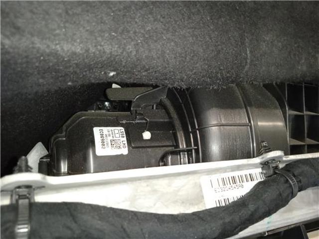 LR066917 Land Rover
