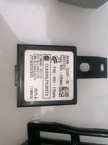 LR068334 Botón de arranque del motor  en stock Sabadell