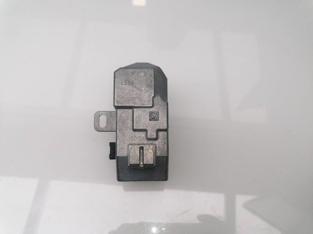 LR068334 Botón de arranque del motor  en stock Granada