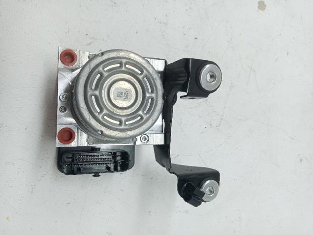 LR072596 Land Rover