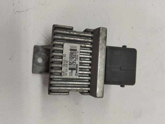 LR073555 Relé de bujías de precalentamiento  disponible Málaga
