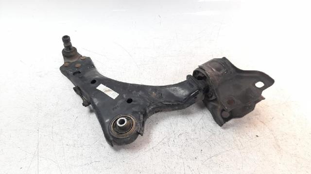 Brazo inferior derecho de la suspensión delantera LR086107 LAND ROVER