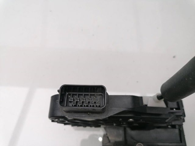 LAND ROVER LR091361 Cerradura de puerta trasera izquierda  disponible Lugo