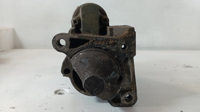 RENAULT M000T91581 Motor de arranque  en stock Terrassa