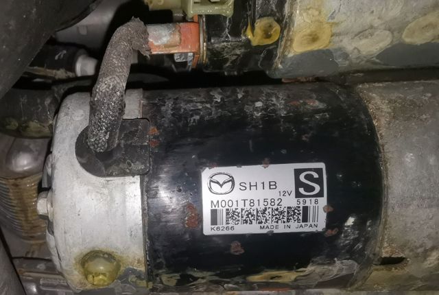 M001T81582 Mazda