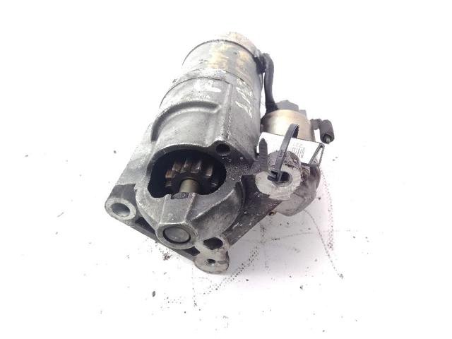 M001T85682 RENAULT Motor de arranque  disponible Vigo