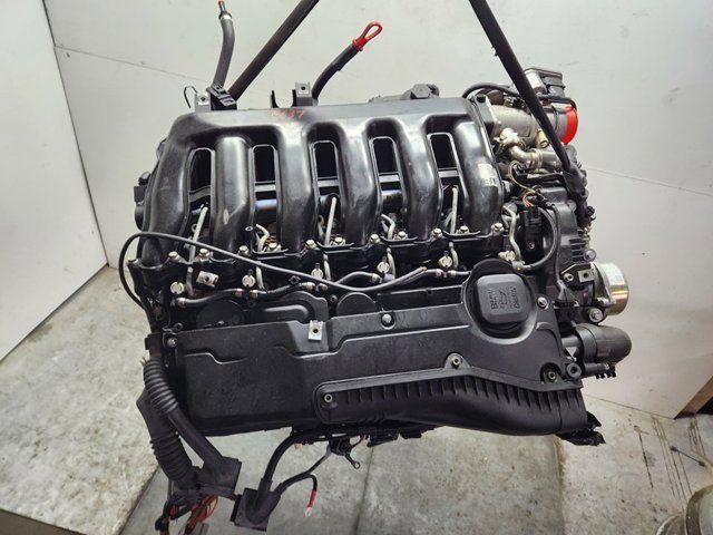 Motor BMW 7  (E65, E66, E67)
