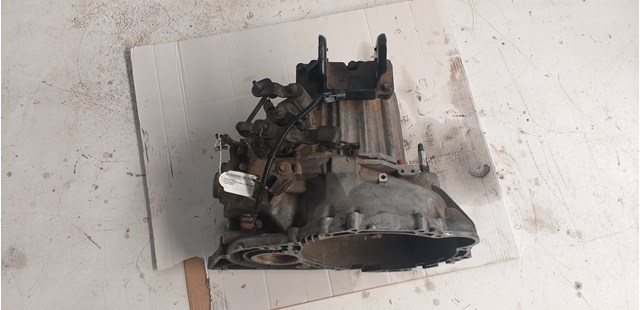 M5GF2 HYUNDAI Caja de cambios manual completa  disponible Ourense