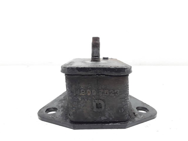 MB007023 MITSUBISHI Soporte de motor, Izquierda / Derecha comprar Alcalá