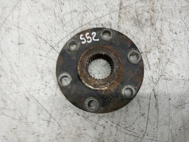 Brida de cubo, eje delantero MB160942 Mitsubishi