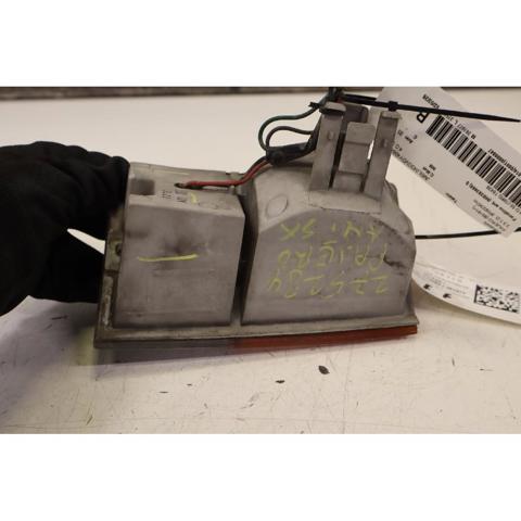 Piloto lateral (intermitente) izquierdo MB283669 MITSUBISHI