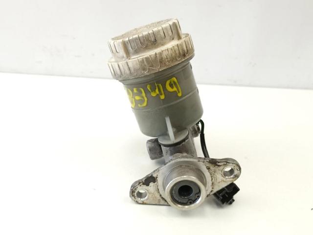 MB618717 MITSUBISHI Cilindro maestro de frenos comprar Bilbao