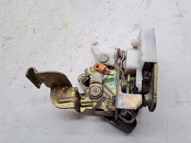 MB669132 Cerradura de puerta delantera derecha comprar Girona