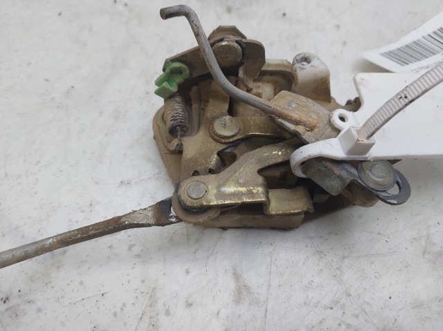 MITSUBISHI MB669132 Cerradura de puerta delantera derecha comprar Tarragona