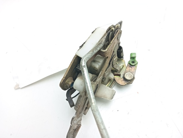 MITSUBISHI MB669132 Cerradura de puerta delantera derecha  disponible Lugo