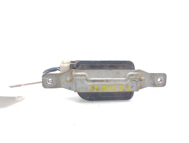MB669132 MITSUBISHI Cerradura de puerta delantera derecha  disponible Alicante