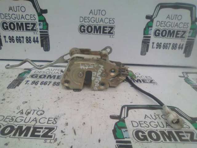 MB669132 Cerradura de puerta delantera derecha  disponible Utrera