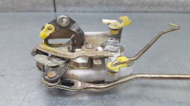 MB669132 MITSUBISHI Cerradura de puerta delantera derecha comprar Bilbao