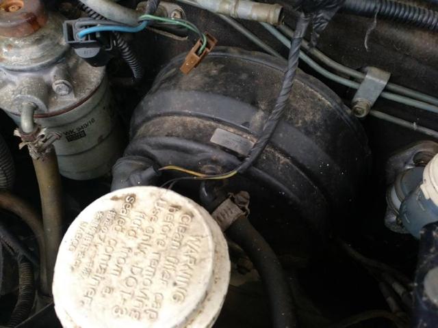 MB699830 MITSUBISHI Cilindro maestro de frenos  en stock Gandía