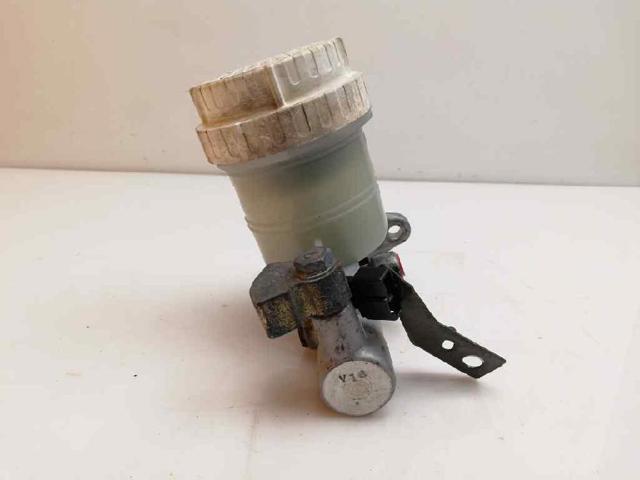 MB699830 MITSUBISHI Cilindro principal de freno  disponible Ourense