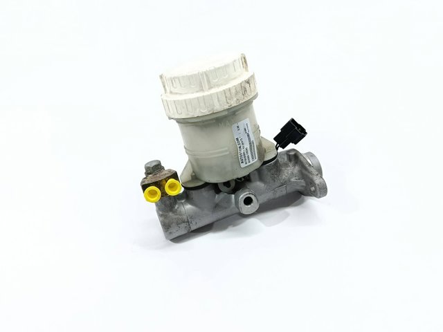 MB699830 MITSUBISHI Cilindro principal de freno  disponible Vigo