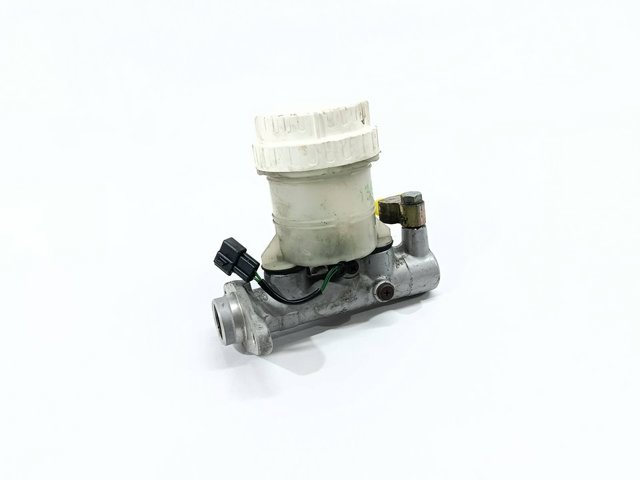 MB699830 MITSUBISHI Cilindro maestro de frenos comprar Madrid