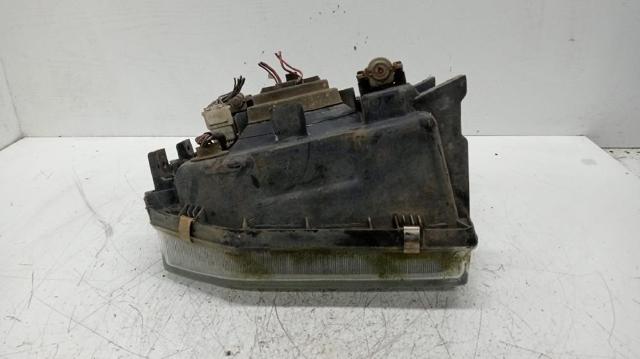 MB831067 Faro izquierdo  en stock Sabadell
