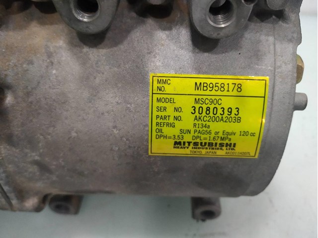 Compresor aire acondicionado para mitsubishi carisma 1.6 (da1a) 4g92 MB958178