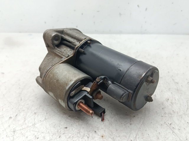 MD308088 Motor de arranque  disponible Utrera