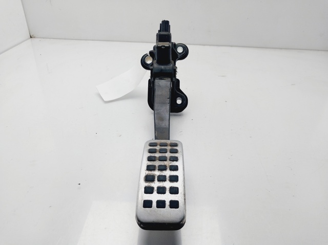 MN101544 Pedal del acelerador  disponible Burgos