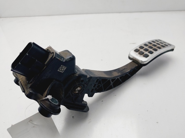MN101544 MITSUBISHI Pedal del acelerador comprar Bilbao