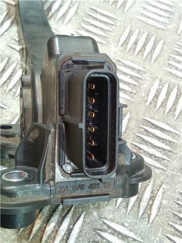 MN101544 MITSUBISHI Pedal del acelerador  disponible Alicante