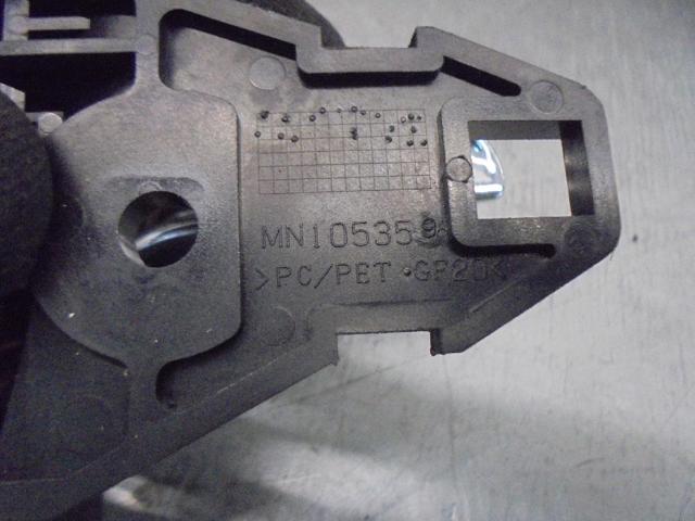MITSUBISHI MN105359 Manija interior izquierda delantera/trasera de puerta comprar Pamplona