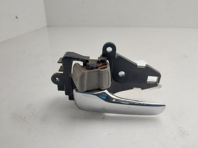 MITSUBISHI MN105359 Manija interior izquierda delantera/trasera de puerta  en stock Salamanca
