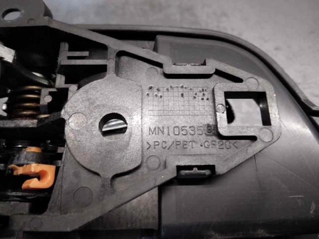 MN105359 MITSUBISHI Manija interior izquierda delantera/trasera de puerta comprar Bilbao
