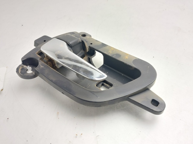 MITSUBISHI MN105359 Manija interior izquierda delantera/trasera de puerta  en stock Salamanca