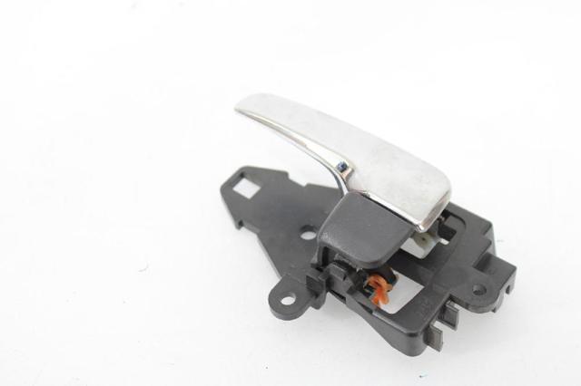 MITSUBISHI MN105359 Manija interior izquierda delantera/trasera de puerta  en stock Terrassa