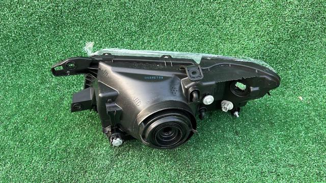 Faro delantero derecho Pajero III SUV (2000-2006) original desde 185,80 €