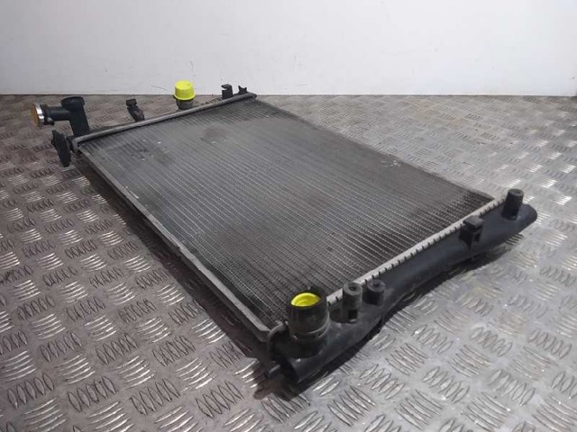 MN130393 MITSUBISHI Radiador comprar Bilbao