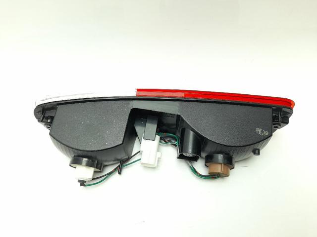 MN133776 Luz trasera de parachoques derecha  comprar en Reus
