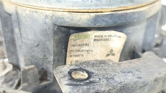 MITSUBISHI MN142091 Faro antiniebla izquierdo y derecho  en stock Salamanca