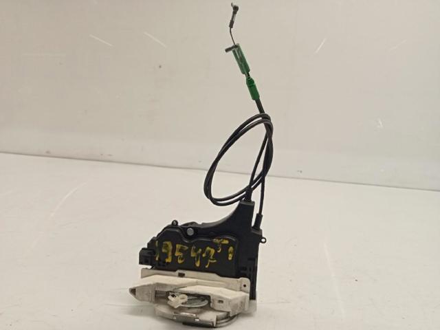MN145875 MITSUBISHI Cerradura de puerta trasera izquierda  en stock Gandía