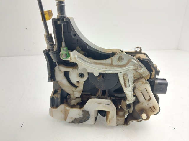 MITSUBISHI MN145875 Cerradura de puerta trasera izquierda  en stock Salamanca
