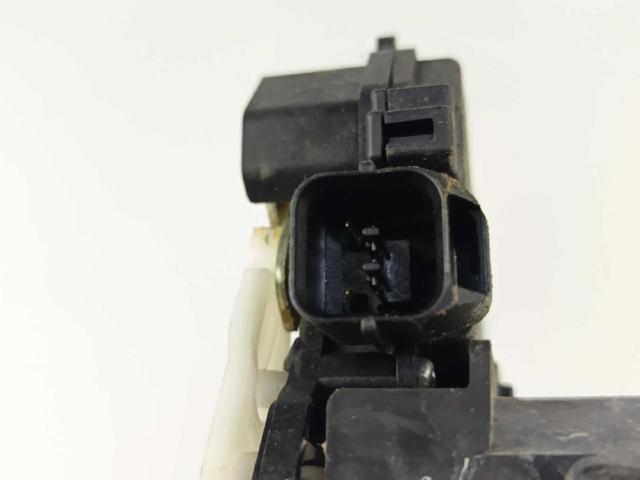 MN145875 Cerradura de puerta trasera izquierda  disponible Burgos