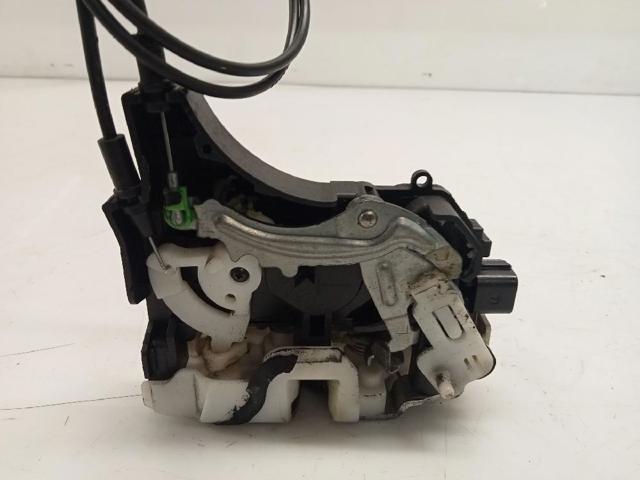 MITSUBISHI MN145875 Cerradura de puerta trasera izquierda  disponible España