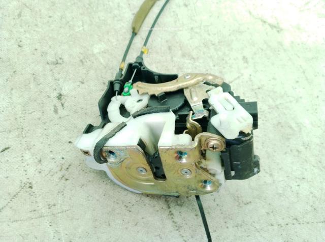 MITSUBISHI MN145875 Cerradura de puerta trasera izquierda  en stock Salamanca