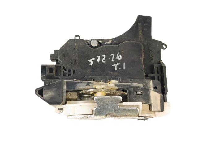 MN145875 Cerradura de puerta trasera izquierda  disponible Burgos