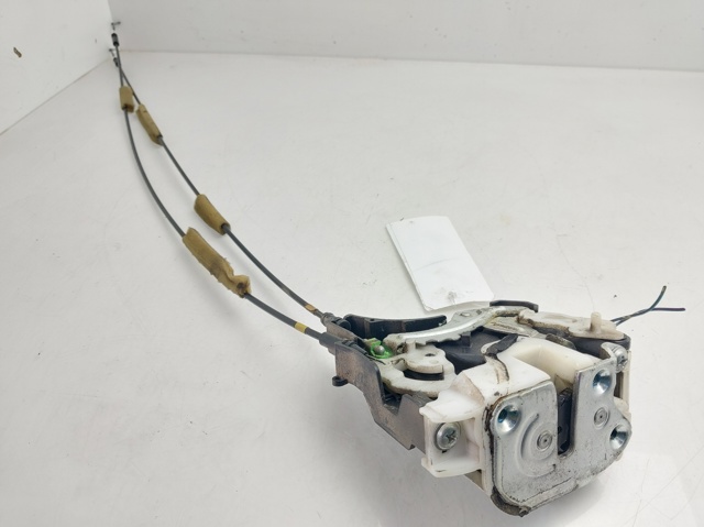 MITSUBISHI MN145875 Cerradura de puerta trasera izquierda  disponible Valladolid